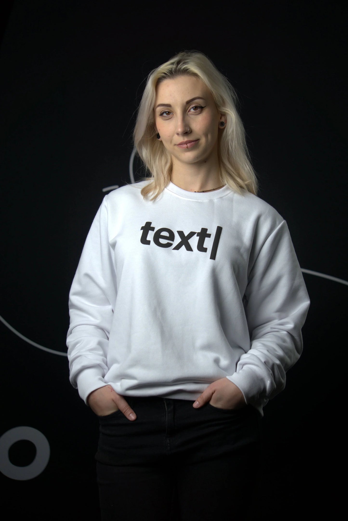 text| Sweatshirt | Unisex | white
